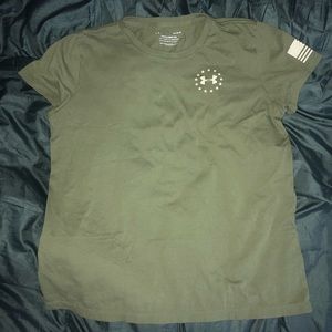 Under armour freedom flag t-shirt. Good condition